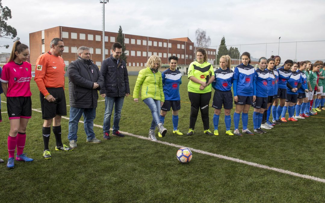 Colindres acogió el torneo de fútbol femenino ‘Tod@s contra el cáncer’