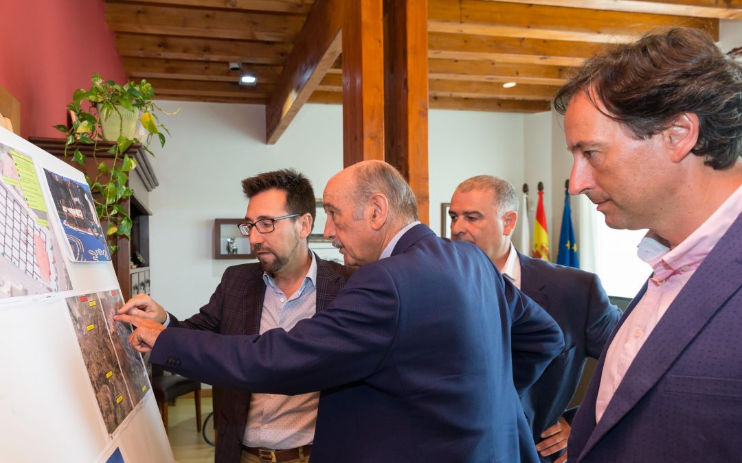 Ayuntamiento y Gobierno invertirán 1 millón de euros en mejorar el núcleo urbano de Colindres