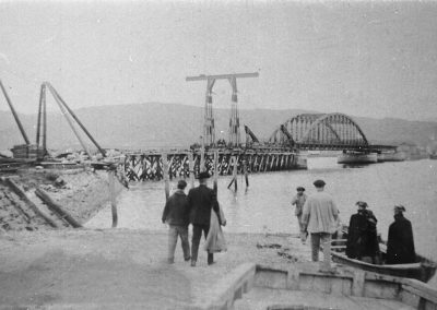 La Contra vs. los Tretistas