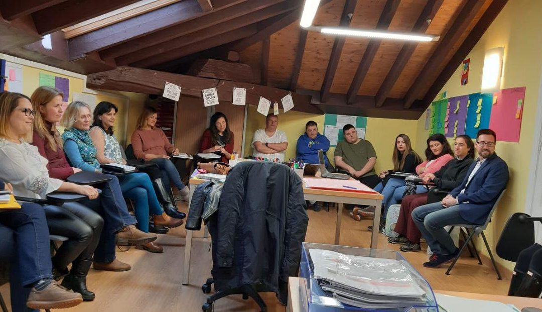 El alcalde destaca la eficacia de la Lanzadera de Empleo para favorecer la inserción laboral