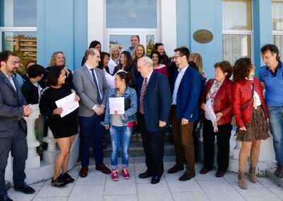 Quince parados de Colindres acaban su formación en el taller de empleo sobre atención a la dependencia