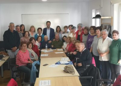 El alcalde de Colindres clausura el Taller de la Memoria con la entrega de diplomas
