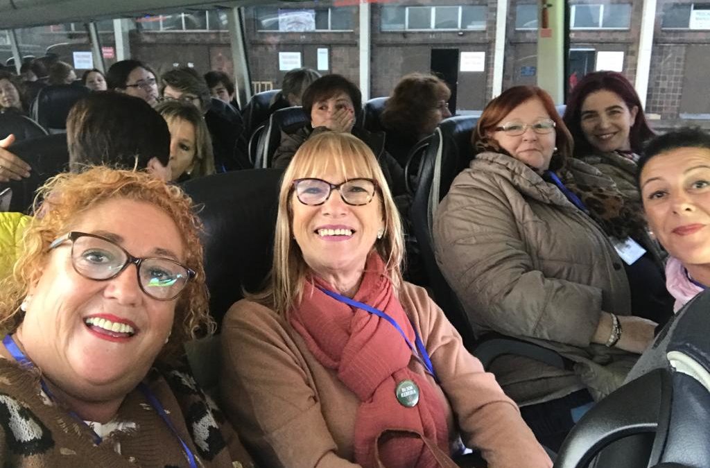 UN GRUPO DE REDERAS DE CANTABRIA ORIENTAL ACUDE AL CONGRESO DE LA RED NACIONAL DE MUJERES DE LA PESCA