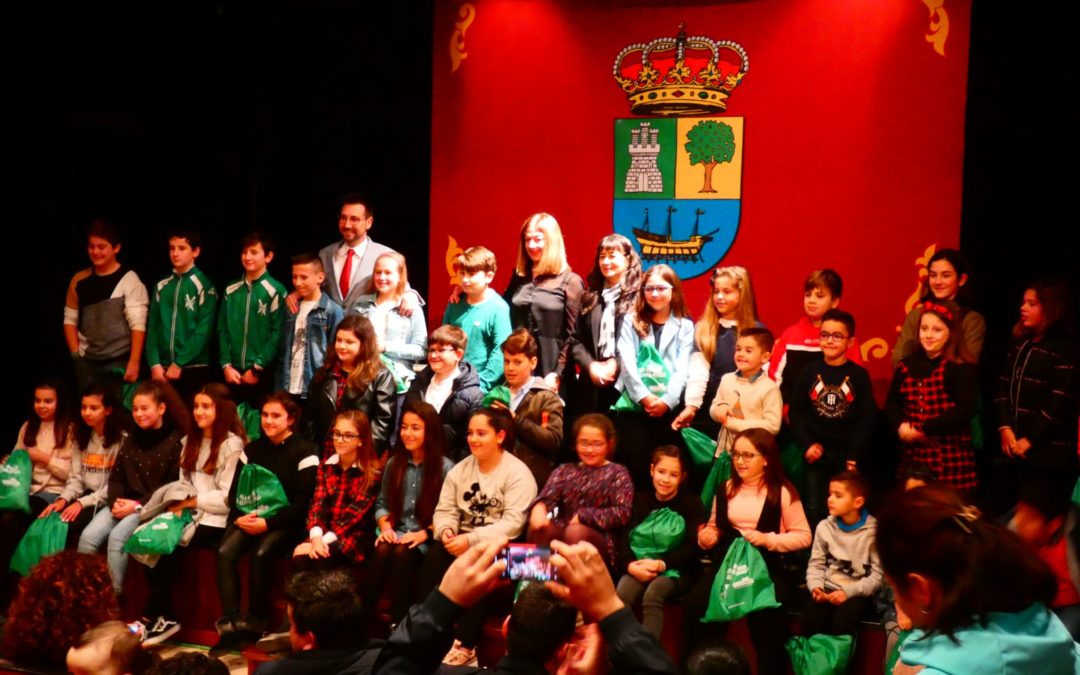COLINDRES CELEBRA EL DÍA DE LA CONSTITUCIÓN