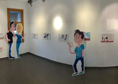 La exposición del cuento ‘La Cigüeña Añil’ aterriza en la Casa de Cultura de Colindres