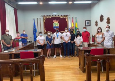 El Ayuntamiento de Colindres en Pleno, recibe al campeón del mundo, Ernesto Goribar