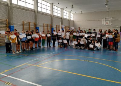 COLINDRES ENTREGA SUS DIPLOMAS TEI CONTRA EL ACOSO ESCOLAR