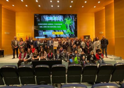 LA ENCINA DE COLINDRES RECIBE EL PREMIO A MEJOR ÁRBOL DE ESPAÑA