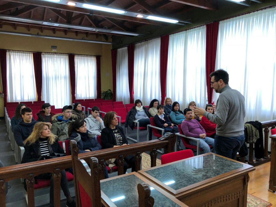 INICIO DE LA LANZADERA DE EMPLEO Y EMPRENDIMIENTO SOLIDARIO EN COLINDRES