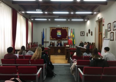 El ayuntamiento de Colindres celebra el Dia de la Constitución Española con un taller de debate con los alumnos de los centros educativos del municipio.