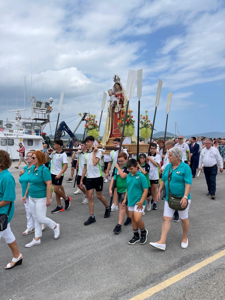 COLINDRES CELEBRA LAS FESTIVIDADES DEL CARMEN Y SANTIAGO