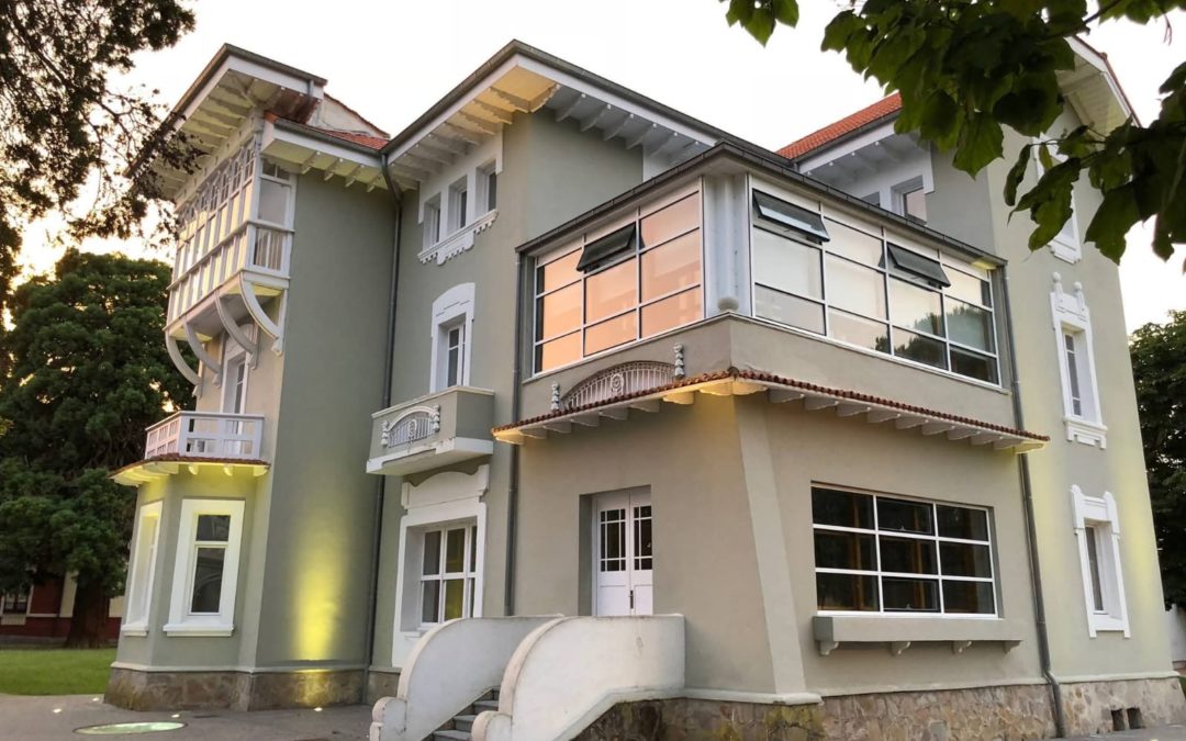 La Casa de Cultura de Colindres amplía el horario para el estudio.